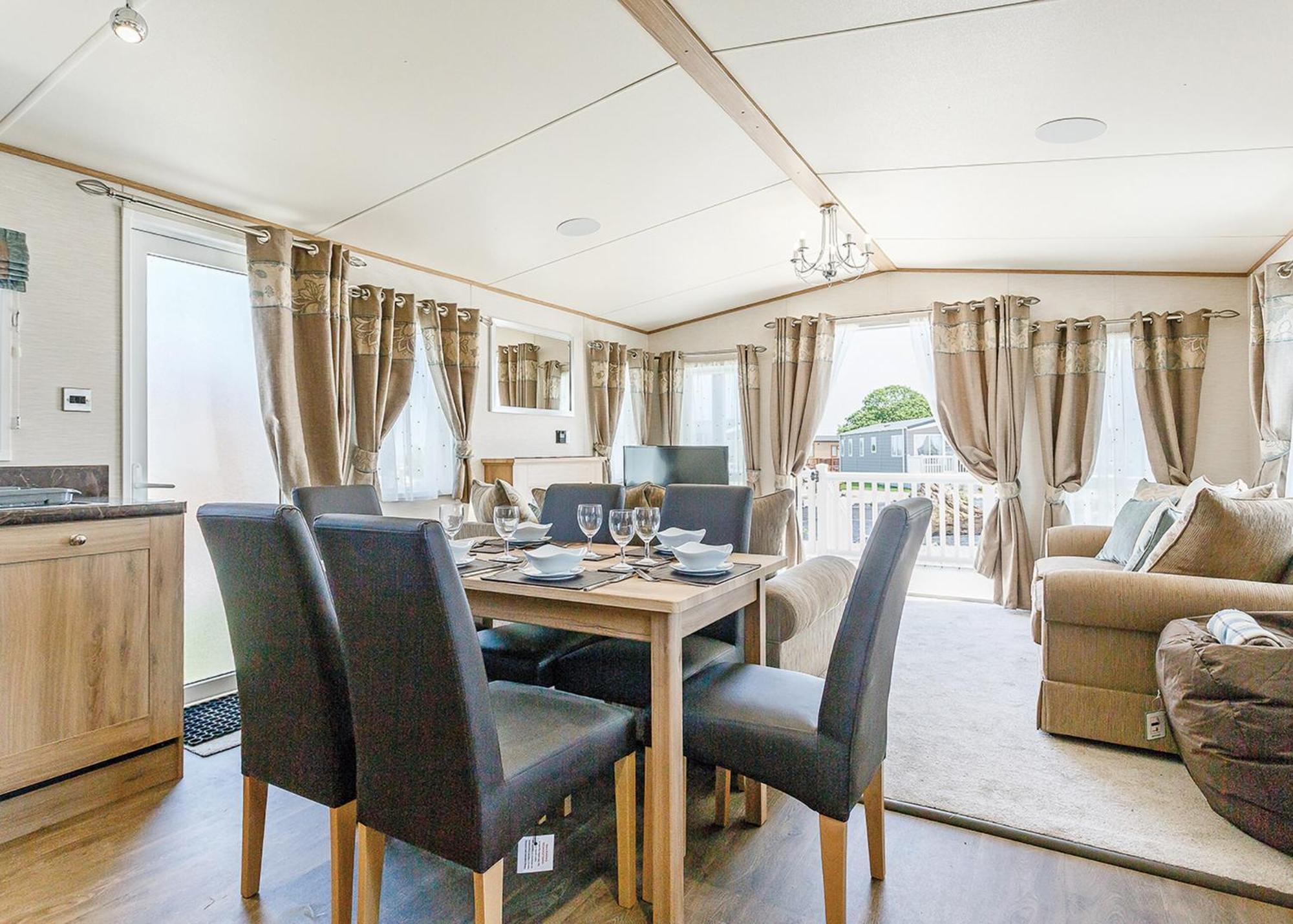 Looe Coastal Retreat Hotel ภายนอก รูปภาพ