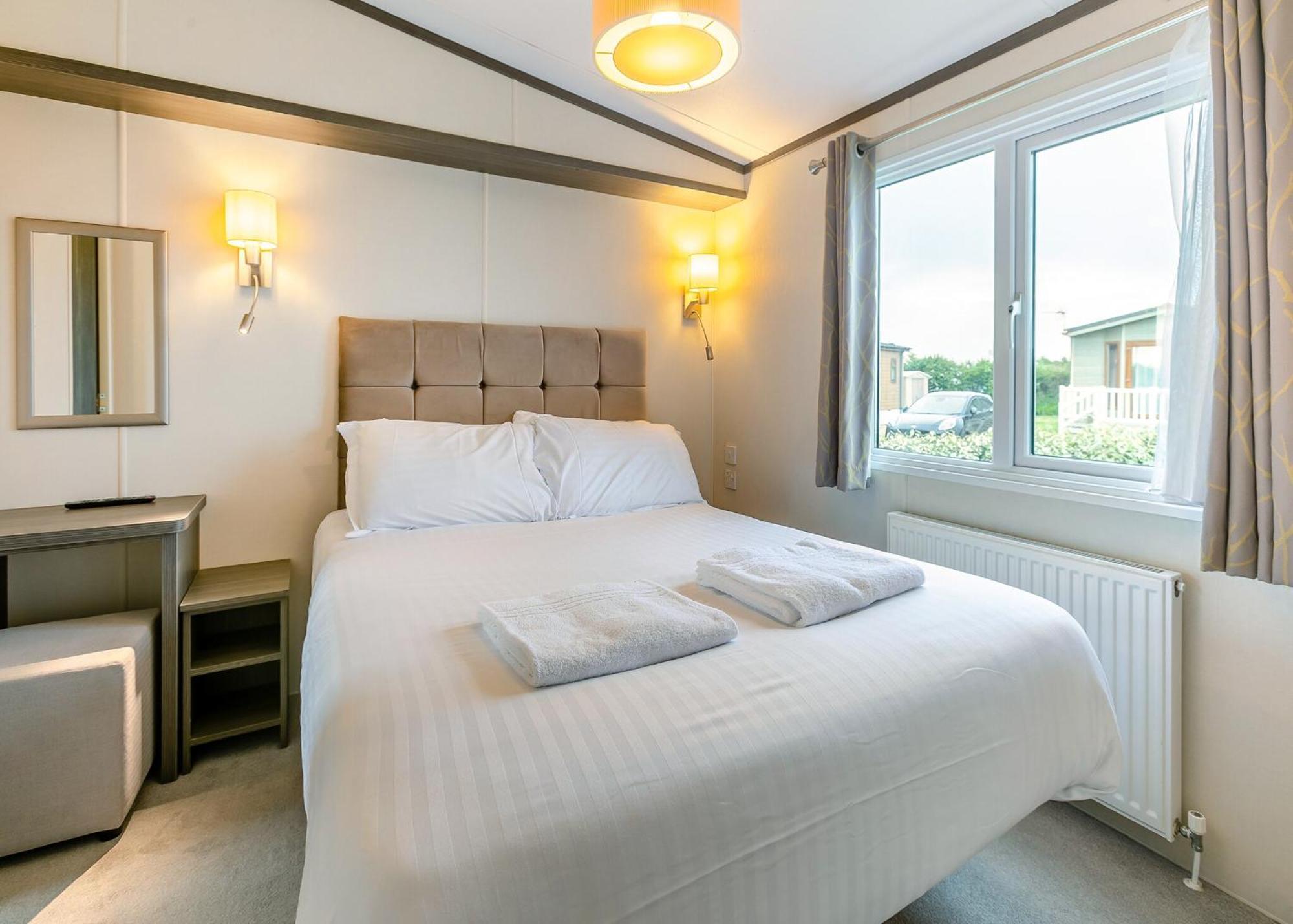 Looe Coastal Retreat Hotel ภายนอก รูปภาพ