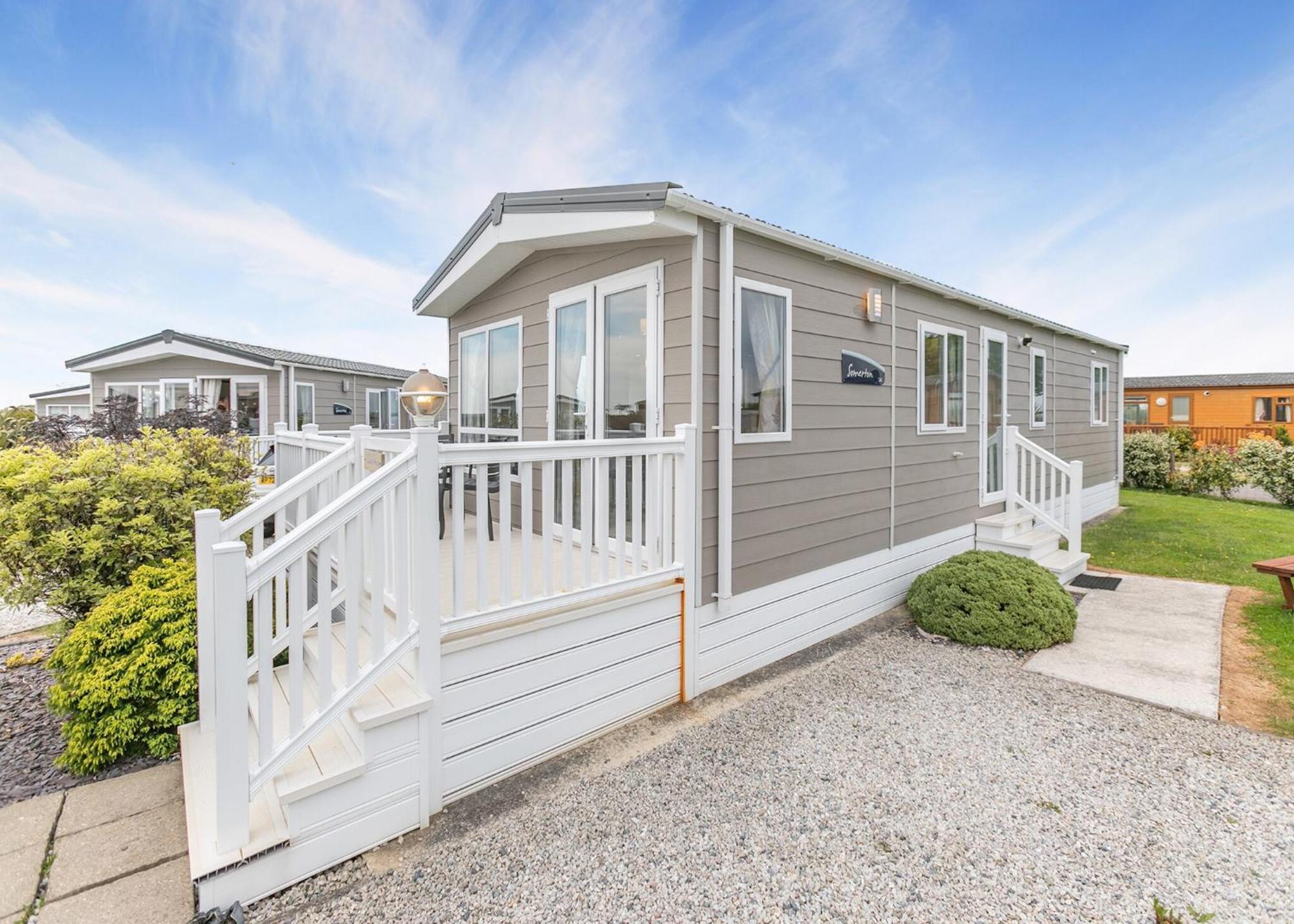 Looe Coastal Retreat Hotel ภายนอก รูปภาพ