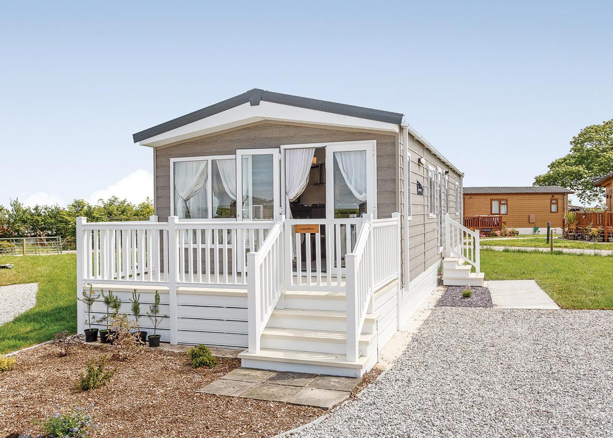 Looe Coastal Retreat Hotel ภายนอก รูปภาพ