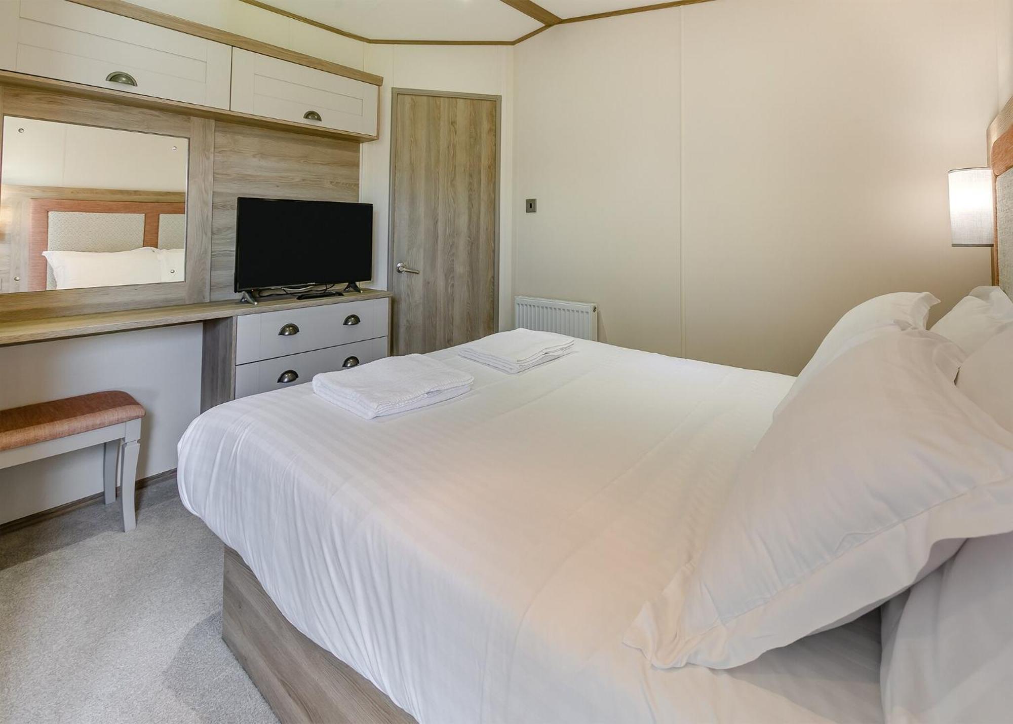 Looe Coastal Retreat Hotel ภายนอก รูปภาพ