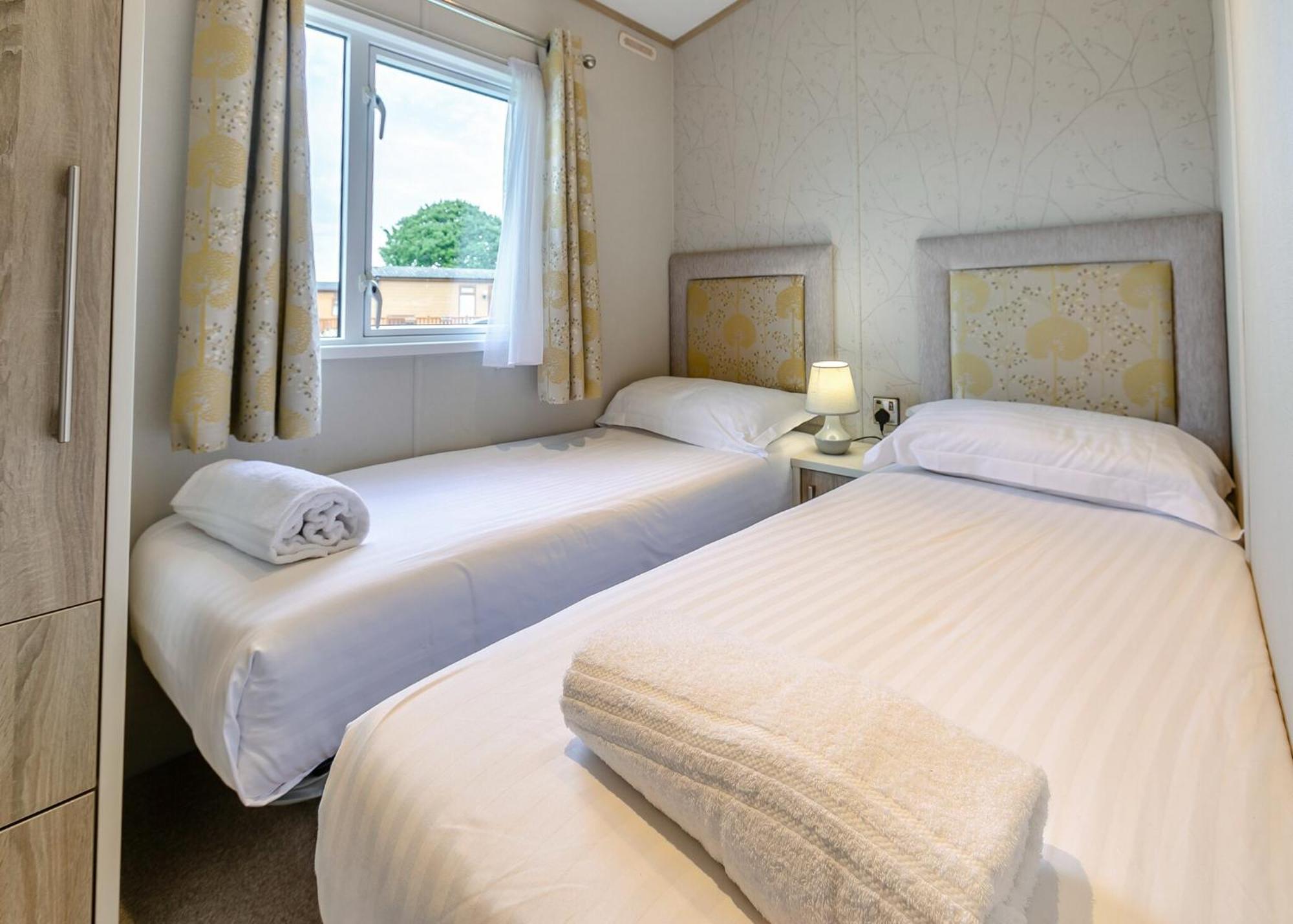 Looe Coastal Retreat Hotel ภายนอก รูปภาพ